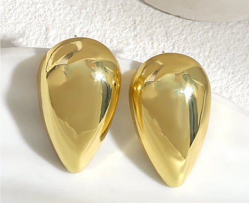 DION (DOWN) GOLD Oversized Teardrop Studs