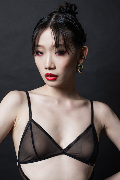 DION (DOWN) GOLD Oversized Teardrop Studs