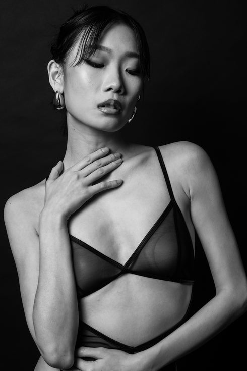 URVIE (UP) SILVER Oversized Tear Drop Studs