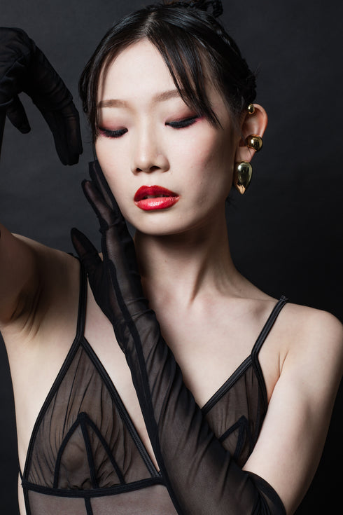 DION (DOWN) GOLD Oversized Teardrop Studs