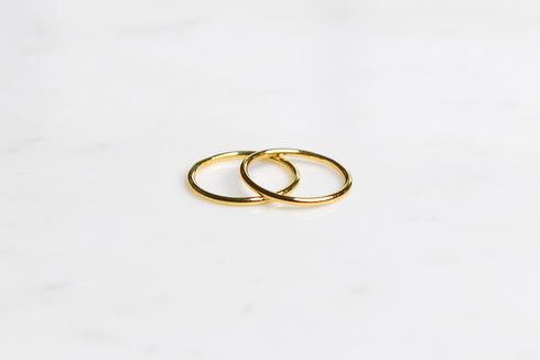 ELLIOT Thin Gold Midi Rings